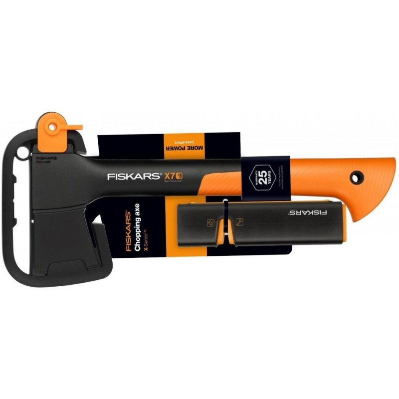 Fiskars Set Universalaxt X7 + Axt und Messerschäfer